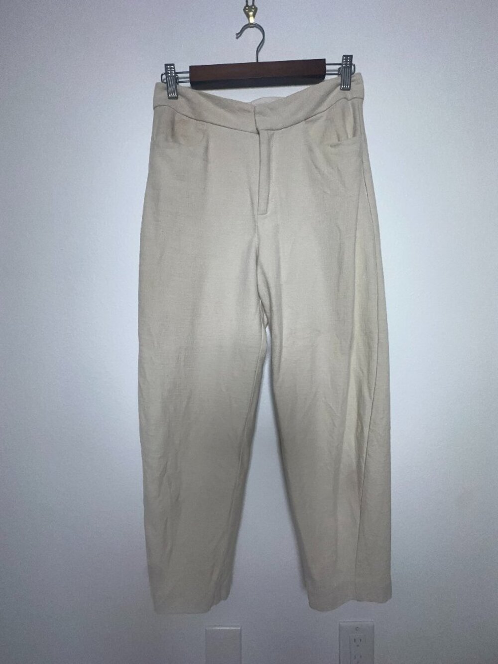 Toteme Cream Trousers "Quiet Luxury" Barrel-Leg Size Small